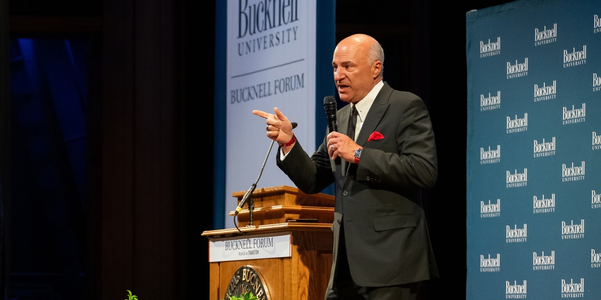 Kevin O'Leary speaks at the Bucknell Forum.