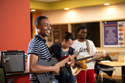 Hamza Shittu in guitar club